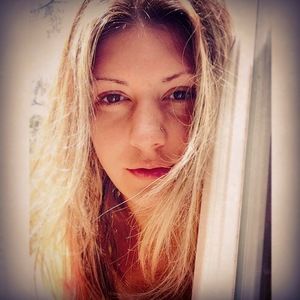 Meet your Posher, Nichole